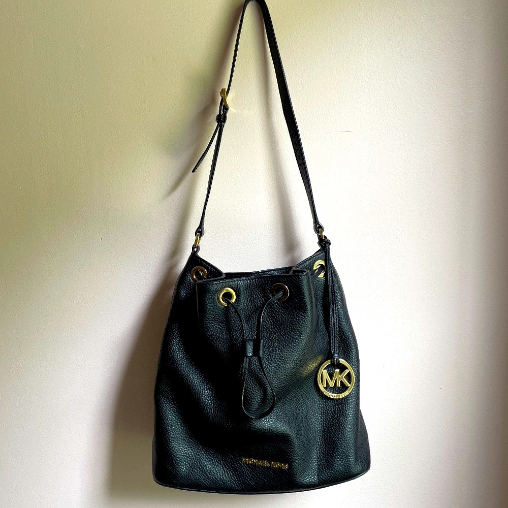 Michael Kors Jules Drawstring Crossbody Black and Gold Bag